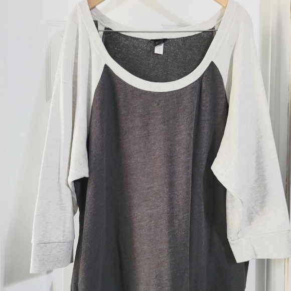 Torrid 3/4 Sweater Tunic - Picture 1 of 3